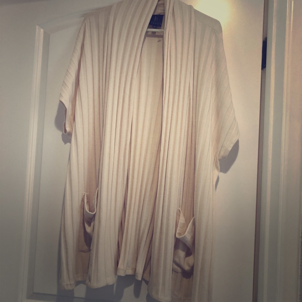 Plus Size Delta Ribbed Cardigan
